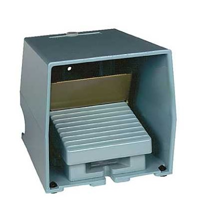 XPEM529 Jednoduchý nožní spínač, IP66, s krytem, kov, modrá, 2V+2Z, Schneider Electric