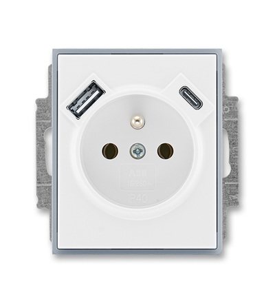 ABB Zásuvka 1násobná s kolíkem, s clonkami, s nabíjením USB-A, USB-C 5569E-A32357 04