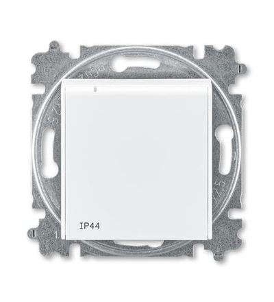 ABB Zásuvka jednonásobná s ochranným kolíkem, s clonkami, s víčkem (IP44) 6619H-A06997 03