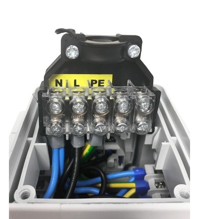 FAMATEL Zás. box závěsný PowerBOX pb150 IP54 5x230V, pb150
