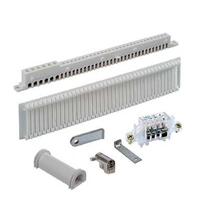 10945 Pás zaslepovací desky -zapuštěný, pro Pragma UP, Schneider Electric
