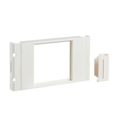 03902 Prisma Plus, G & P System, montážní panel s výřezem pro přístroje 72x72mm, Schneider Electric